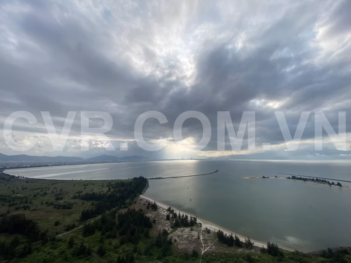 Exclusive Blooming Tower Penthouse For Sale Nestled in the vibrant heart of Da Nang, this iconic Blooming penthouse for