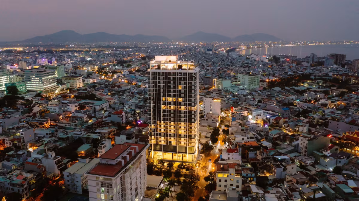Located in Centre Point project in the city centre of Da Nang, the 3 bedroom hotel apartment has a total