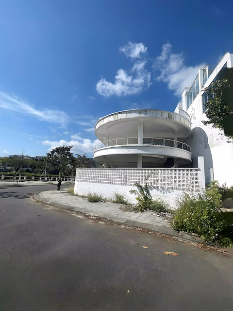 Townhouse for Rent: 2 Frontages with Sea View on Luong Huu Khanh Street, Son Tra, Da Nang