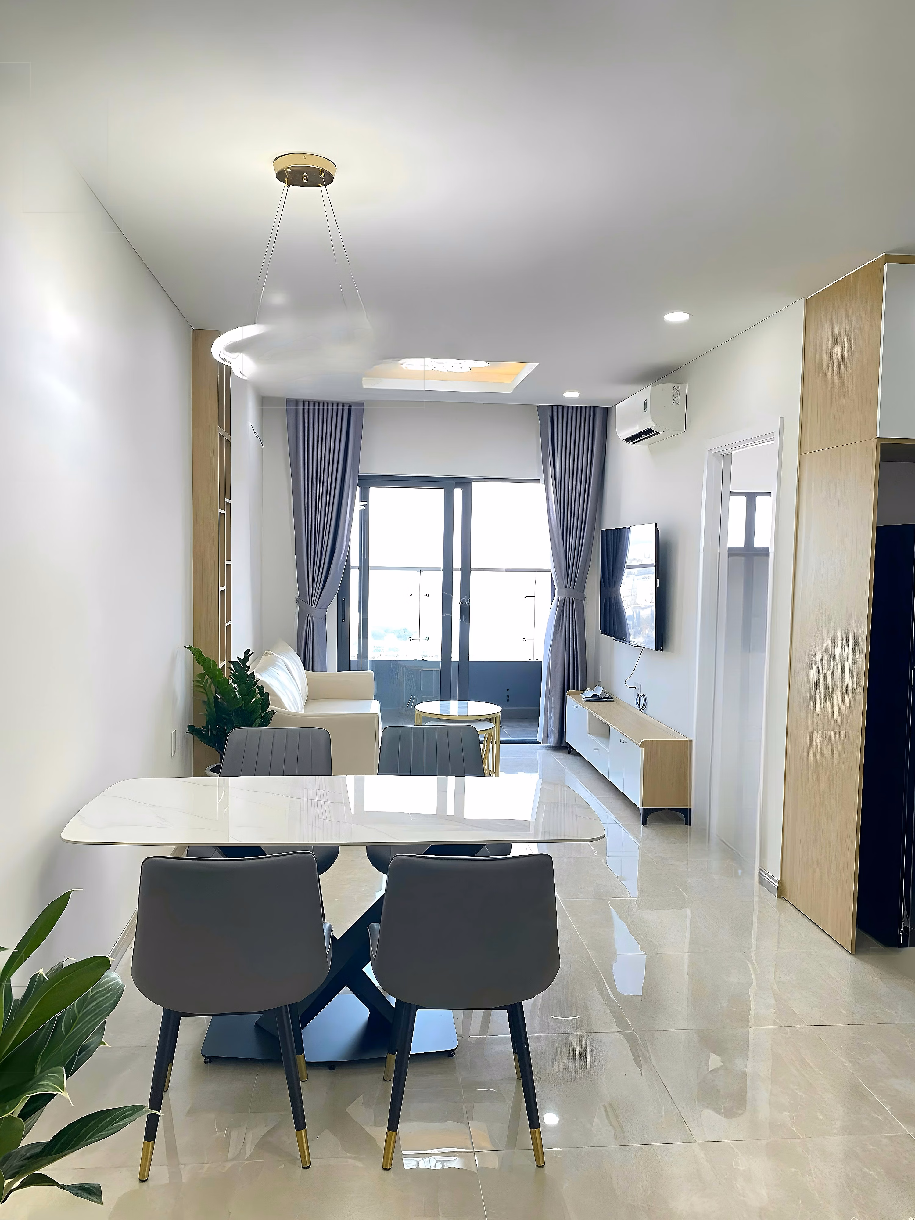 Fully furnished 2-bedroom apartment for rent with Han River view at Monarchy B, Da Nang