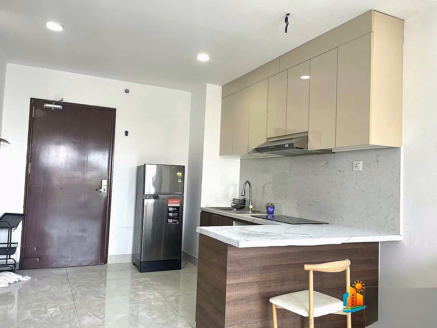1BR Ocean View Apartment for Rent – Best Price in Market