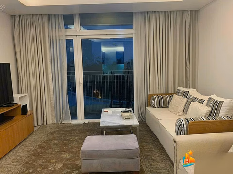 Azura 2-bedroom apartment for rent, area 104m2, beautiful furniture, low floor, Han river view Contact Ms Linh 0911 299 ***