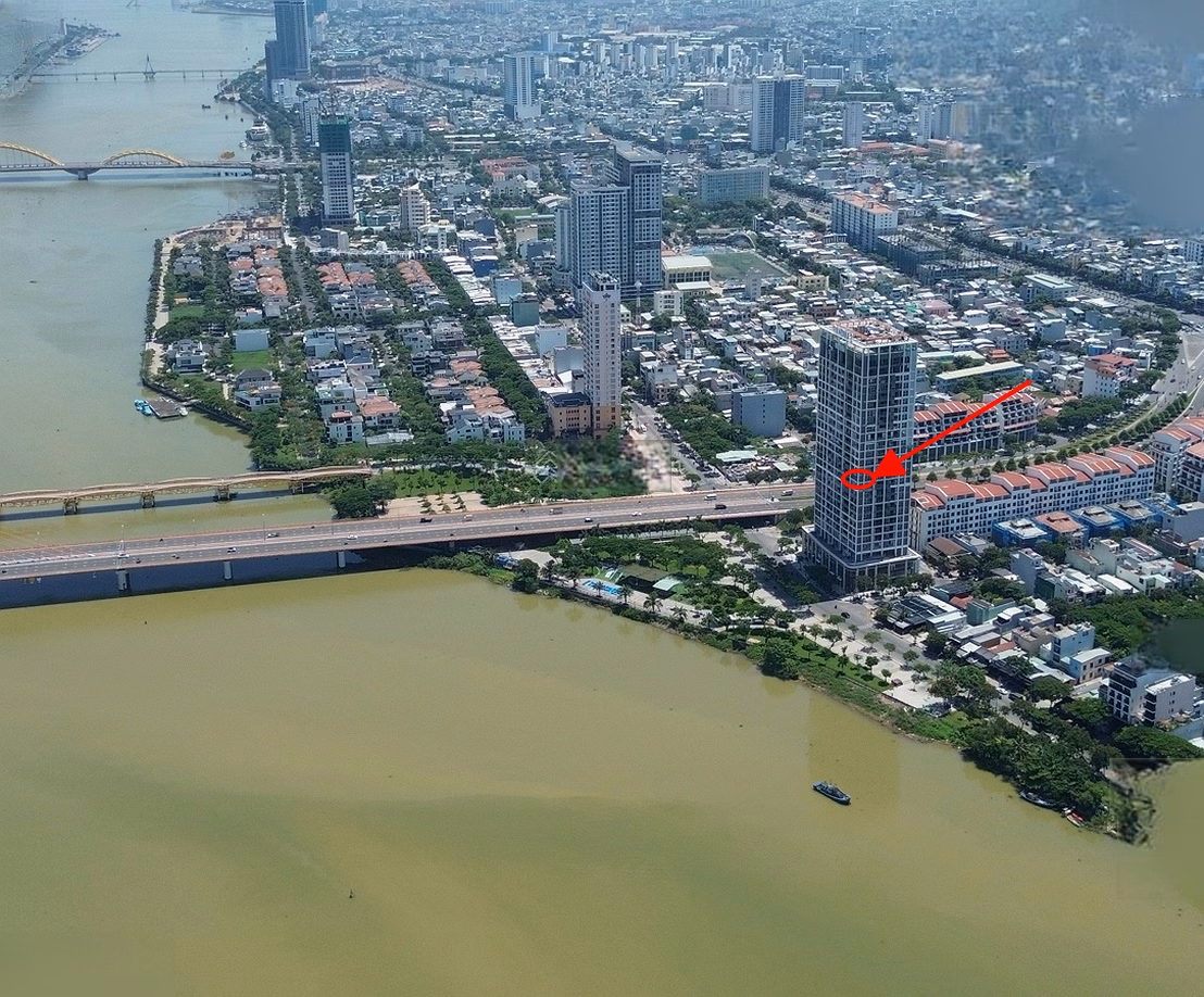 For sale, 3-bedroom corner apartment, building P2, direct view of Han River, FULL interior, almost completed, new apartment, no one has lived in it yet