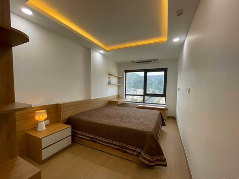 Ocean View Son Tra luxury apartment for rent, mountain view, high floor, fully furnished, new 50m2, price 12 million, move in now