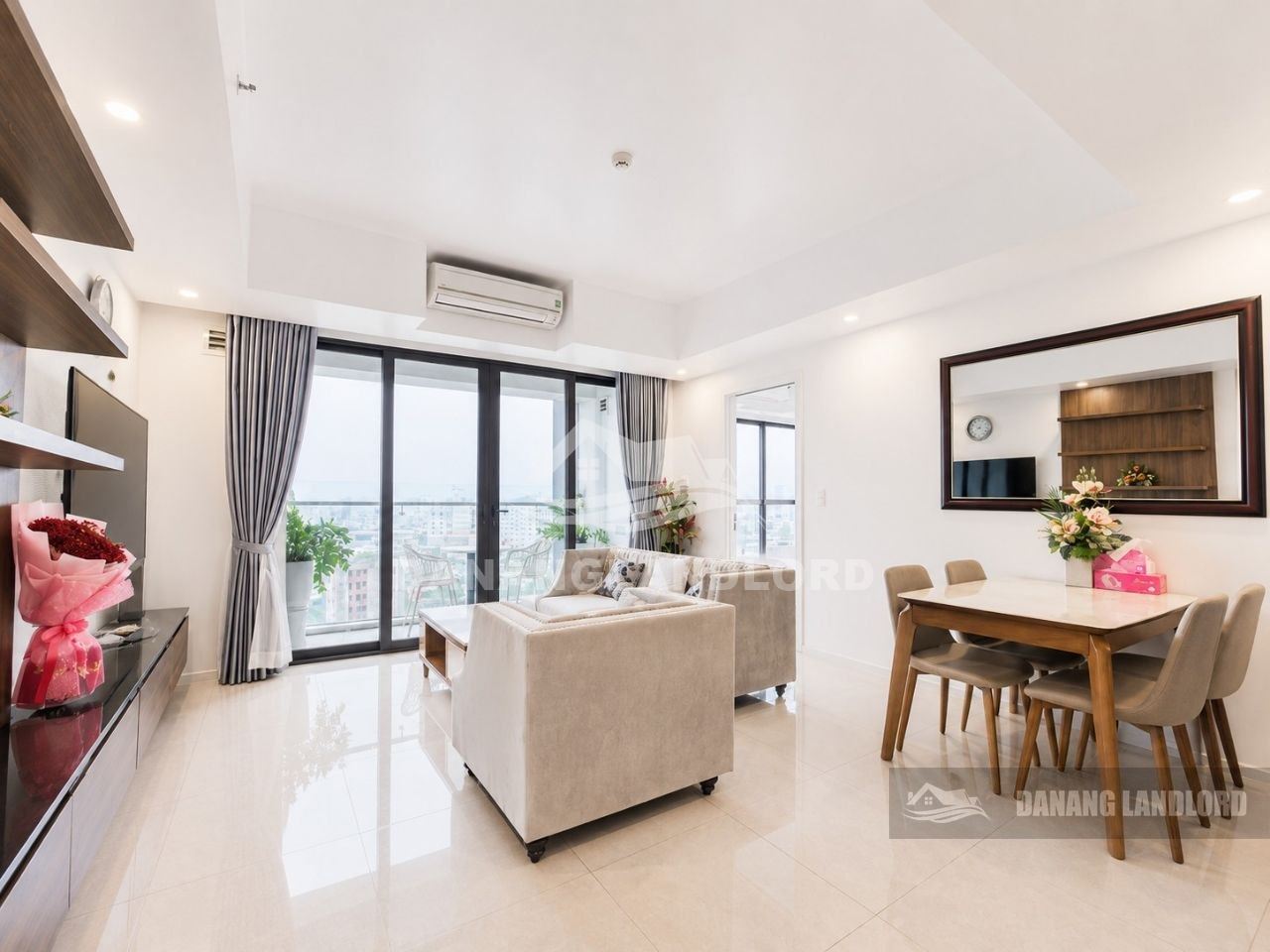 Modern 2BR Apartment Hiyori Near Dragon Bridge | E235