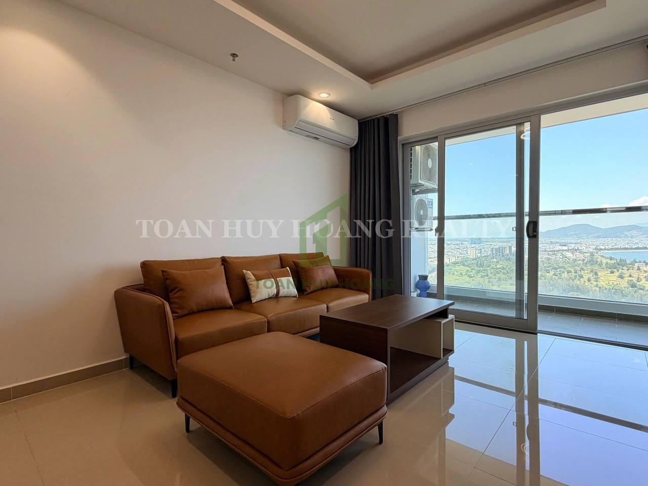 1BR Sea View Apartment at Blooming Tower Da Nang | C531