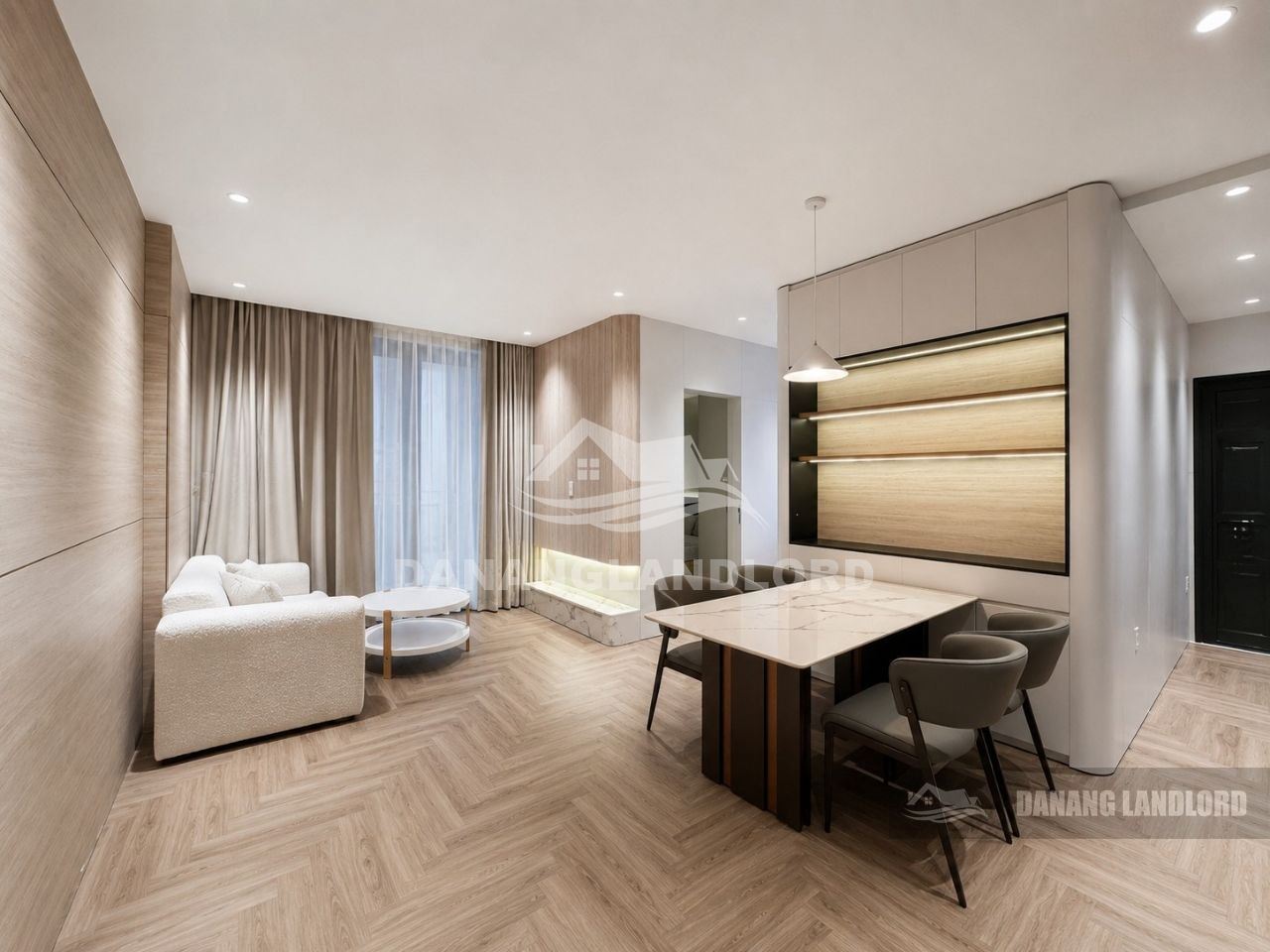 Luxury 2BR Corner Apartment Panoma 2 Han River View | E239