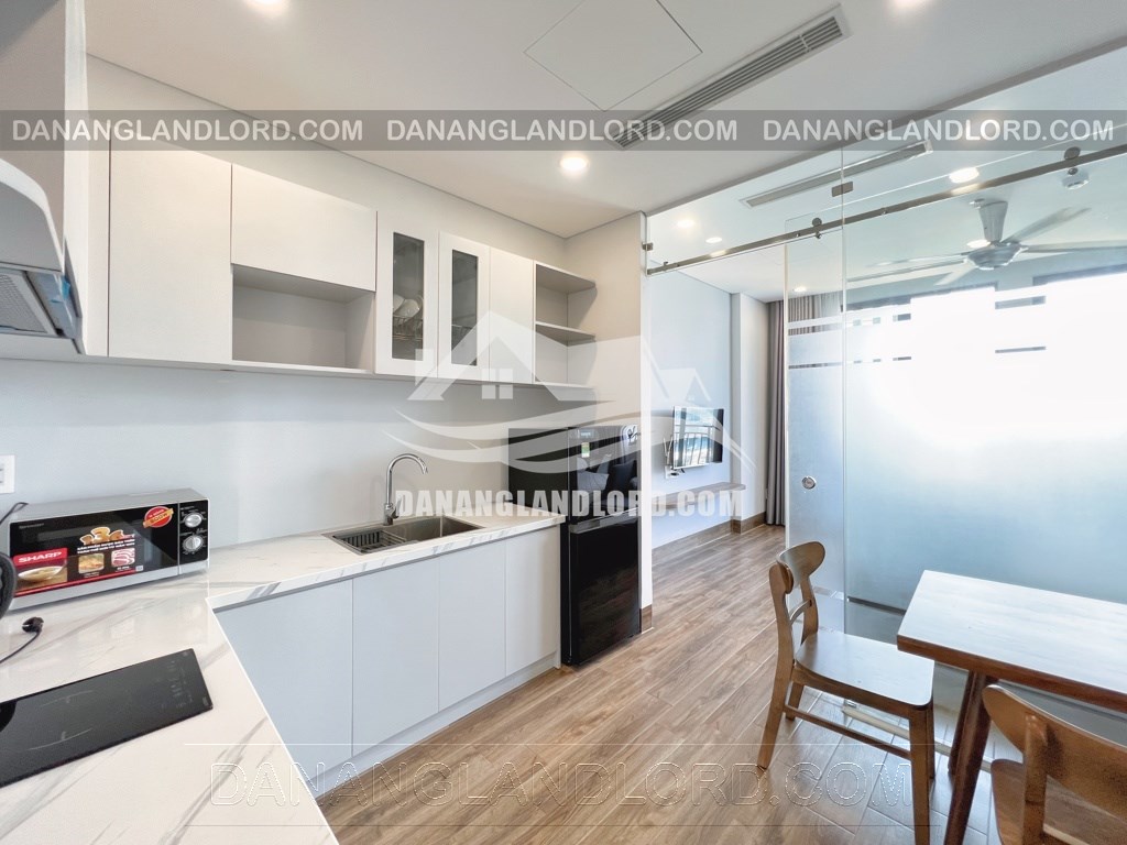 1BR apartment with pool in Khue My Dong area – C239