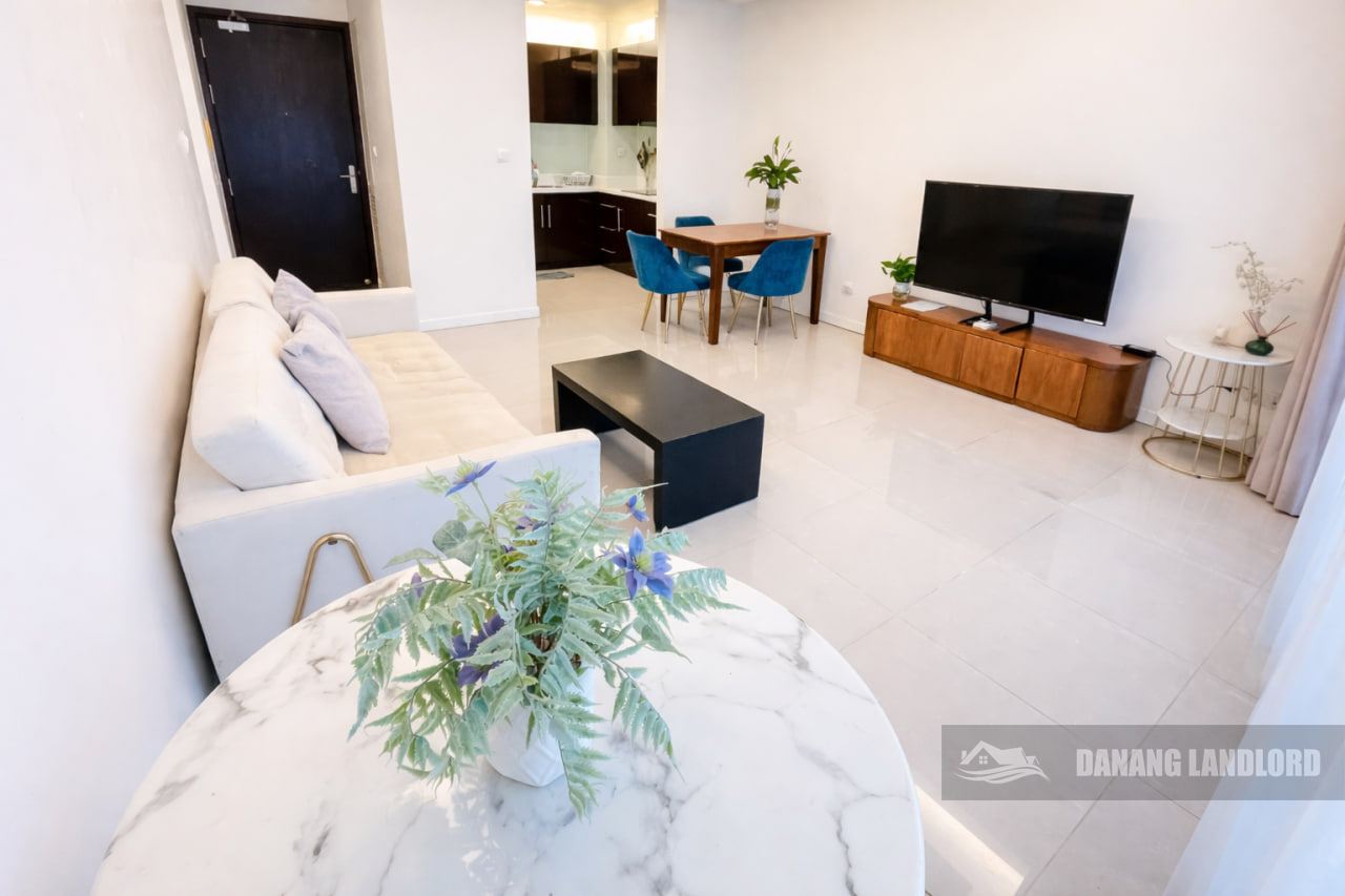 Luxury 1BR Apartment Azura Da Nang Large Balcony | E167