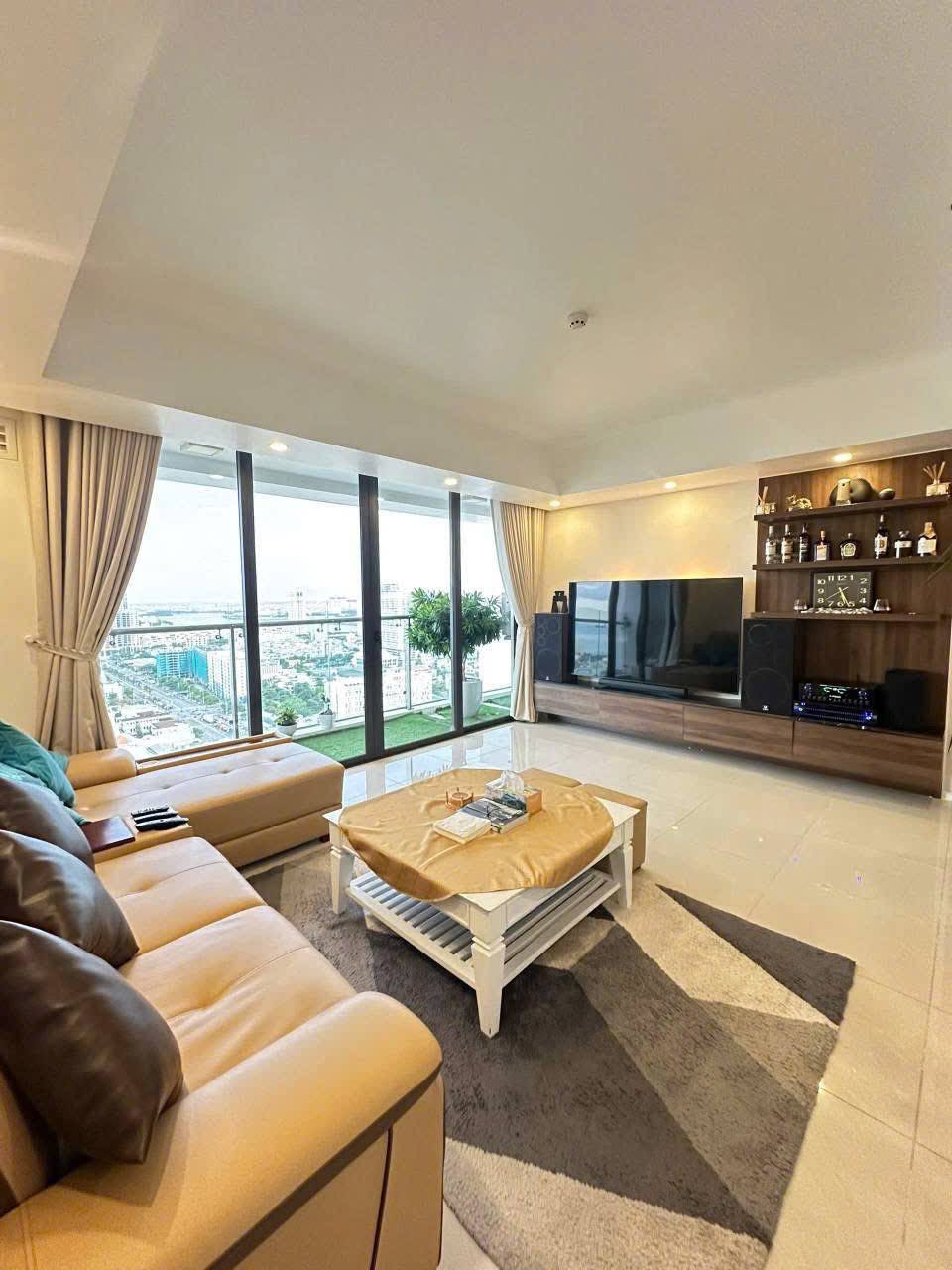 Filmore Luxury 3 Bedroom Apartment with Direct Han River View