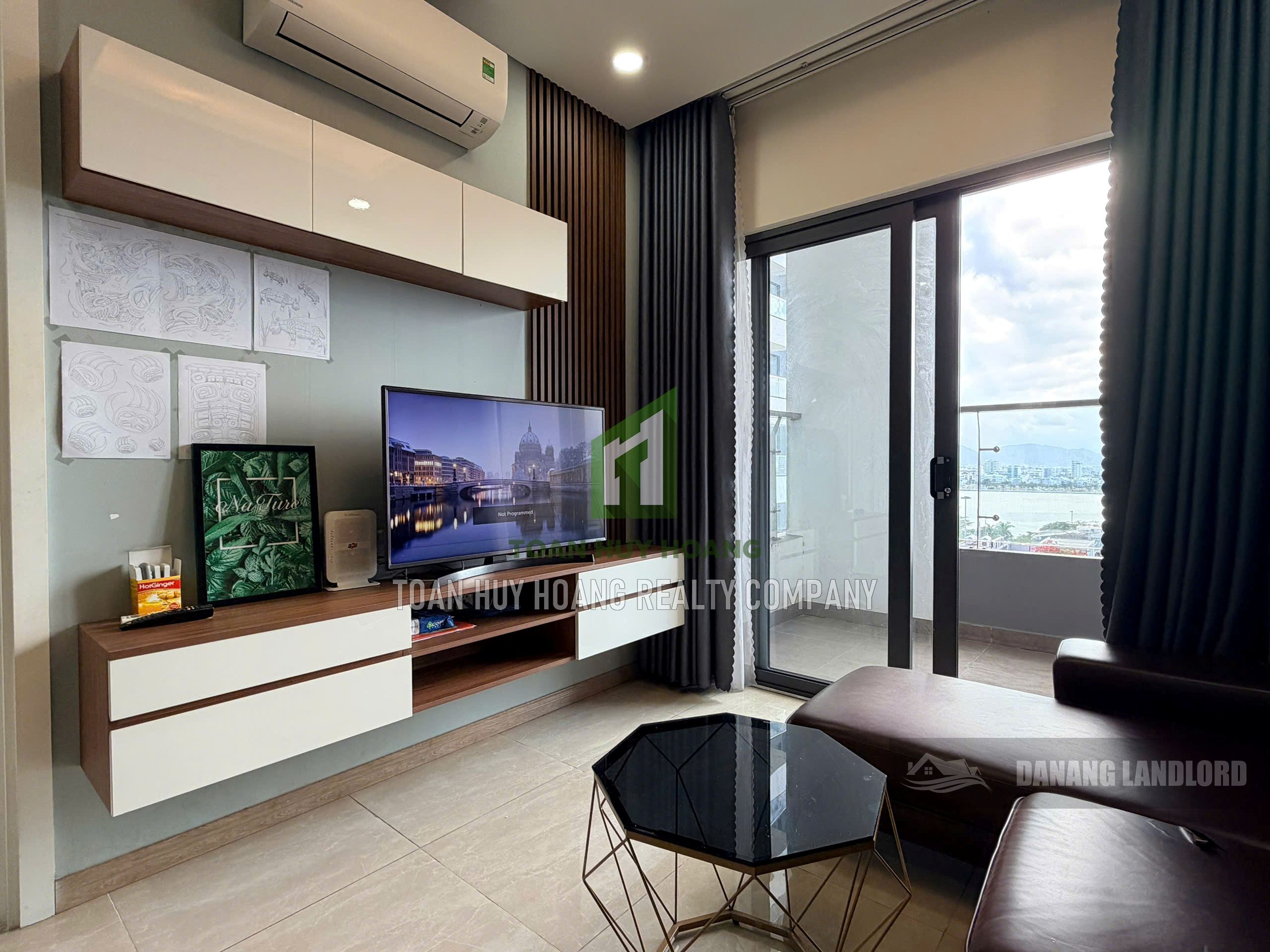 Monarchy B 2BR Furnished Apartment in Son Tra | E136