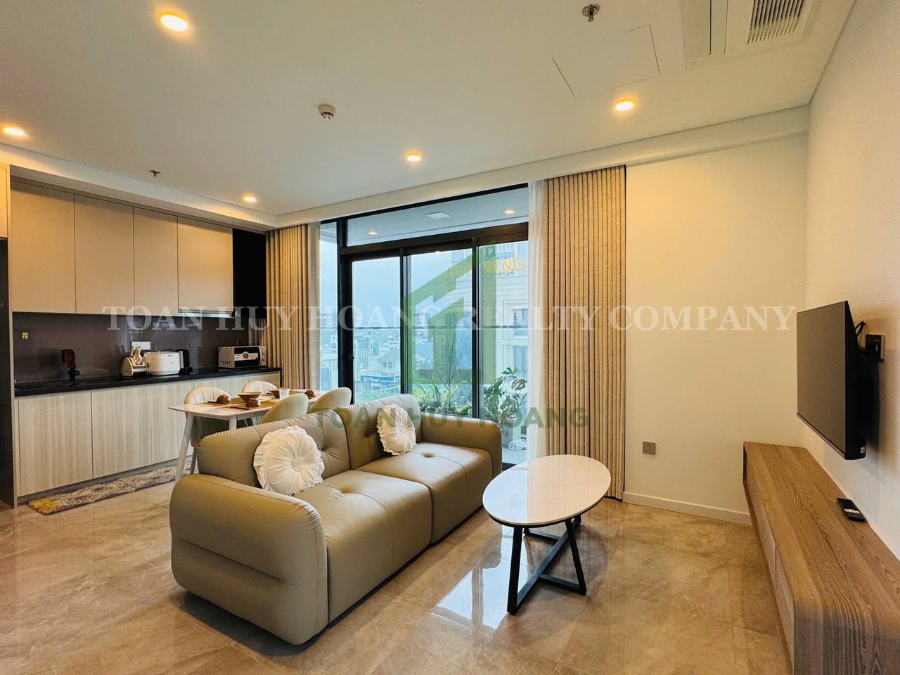 The Filmore 2 Bedroom Fully Furnished Apartment | E123