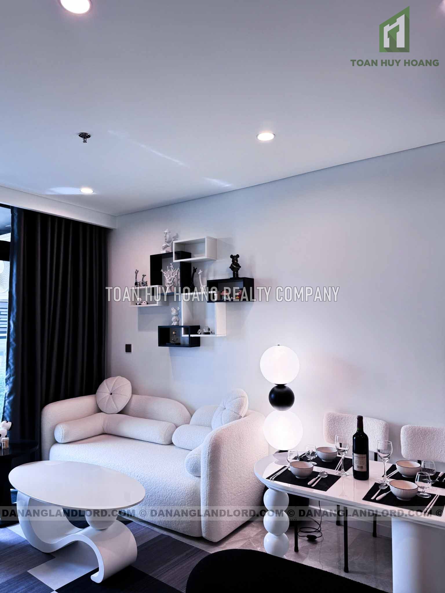 Villa 8BR, swimming pool, near Non Nuoc – B477