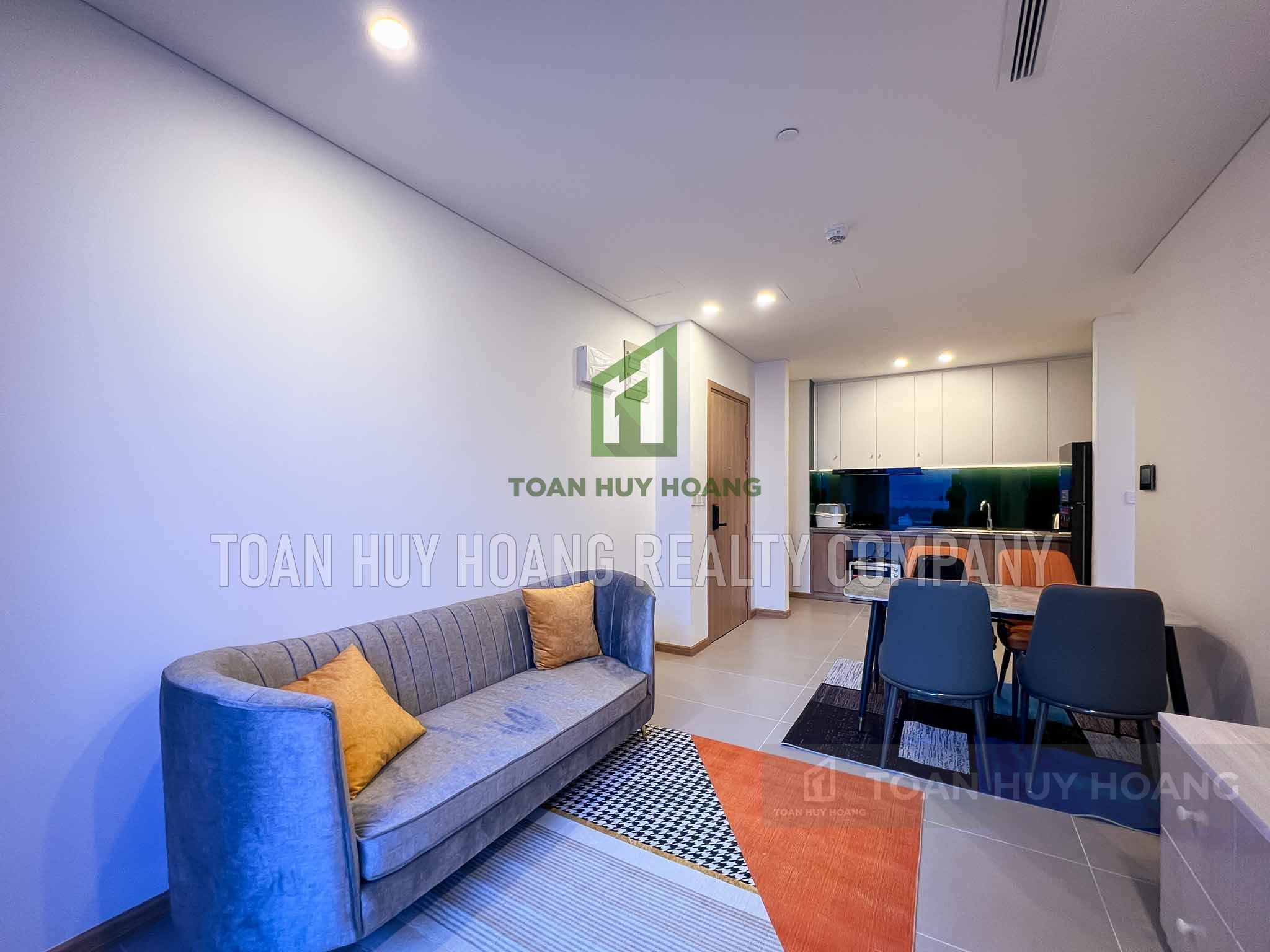 Modern 2-Bedroom Apartment in SAM Tower, Da Nang \u2013 C594