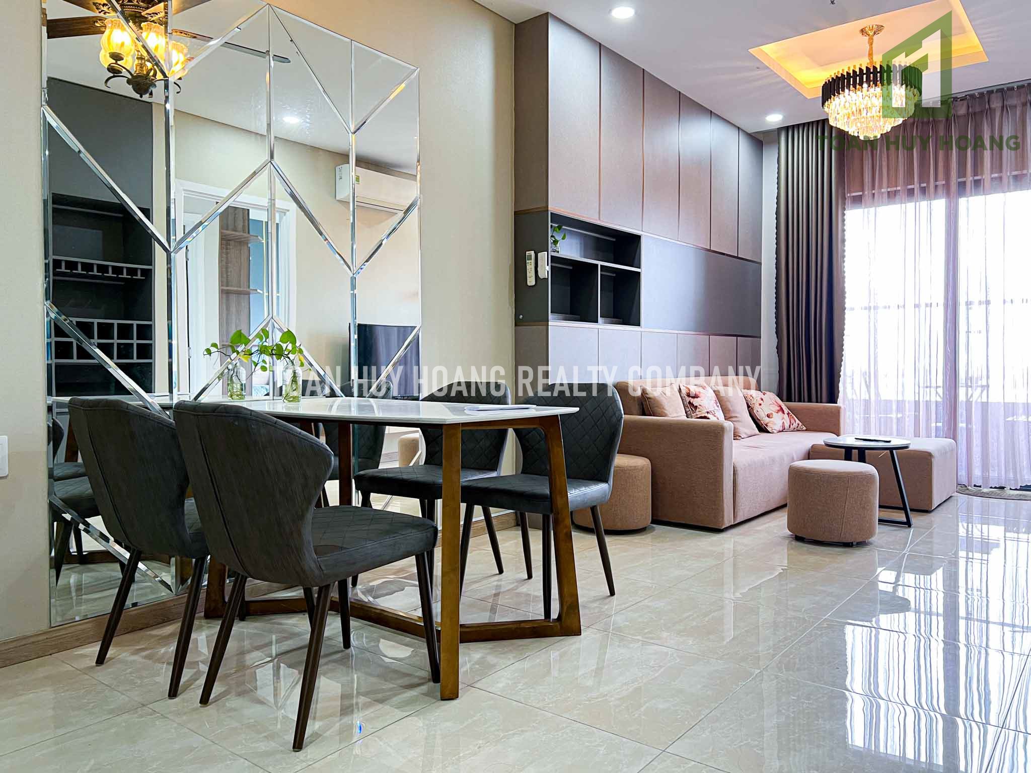 Two-Bedroom Apartment, 9th Floor, in Monarchy Building – A872
