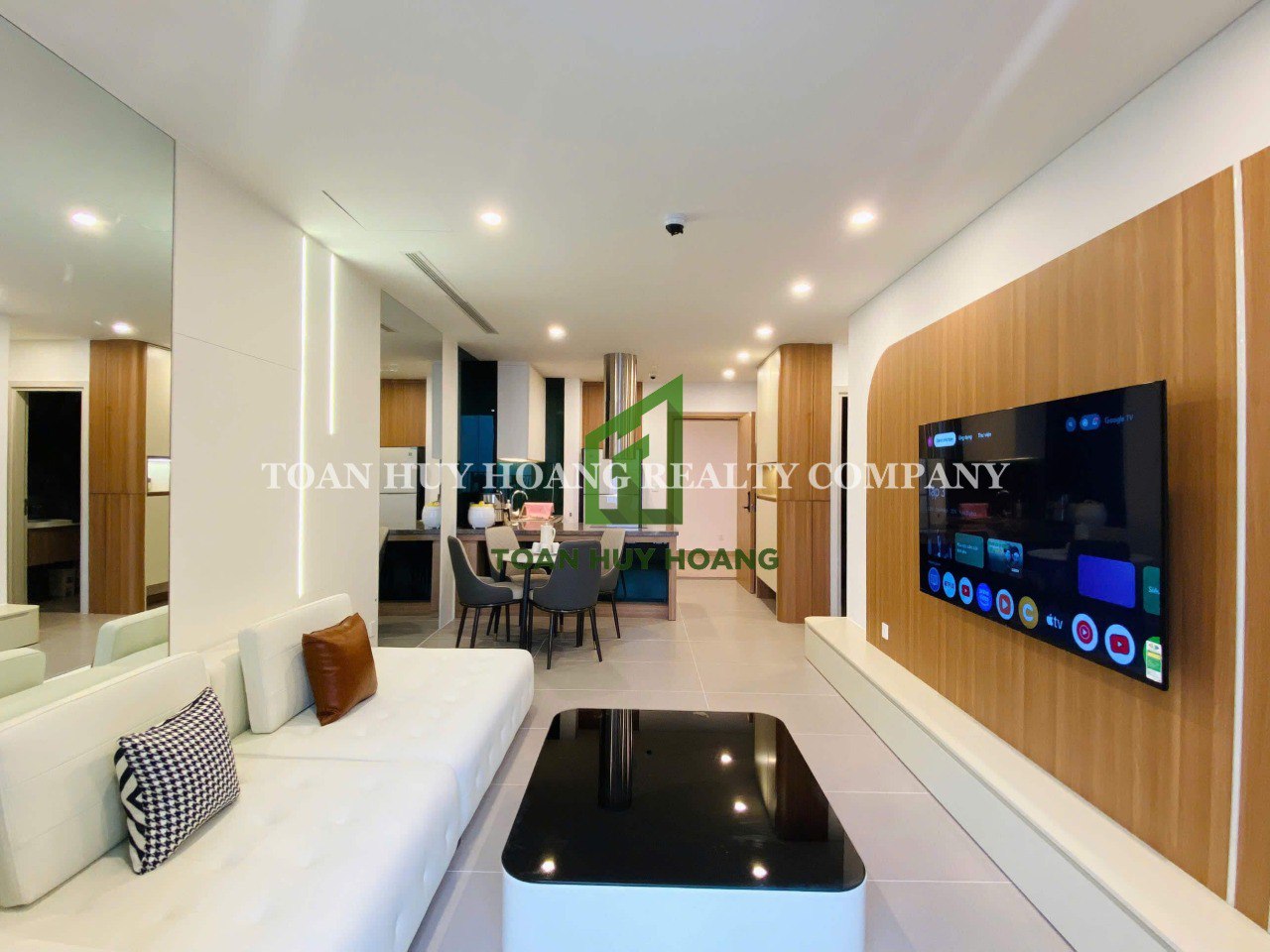 SAM Tower 2 bedroom luxury apartment – C627