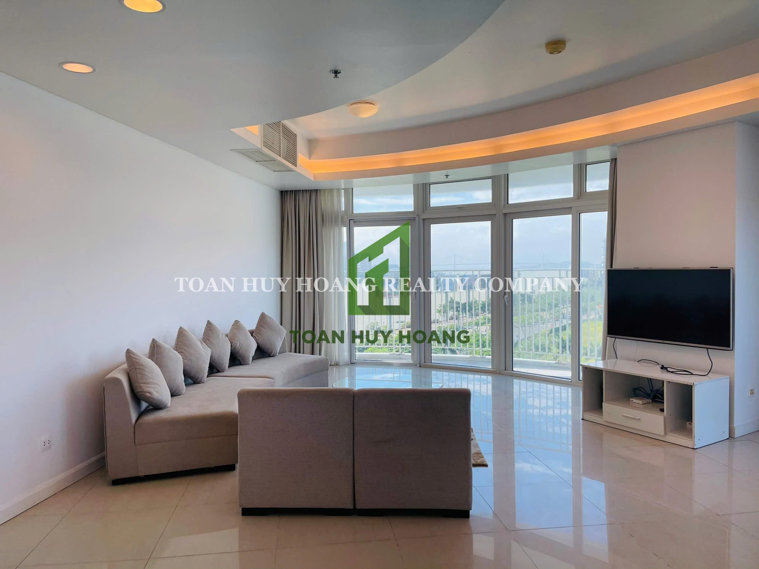Azura 2 bedrooms apartment for rent – C665