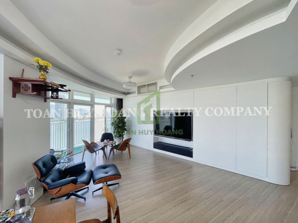 Azura 3 bedroom apartment with Han River view – C521