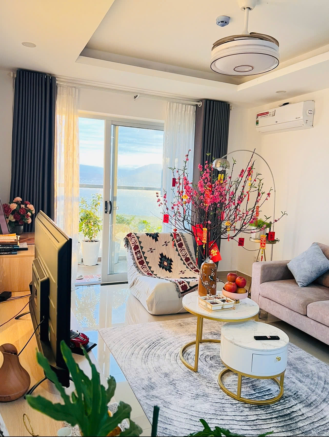 Stunning 1-Bedroom Apartment in Blooming \u2013 C543