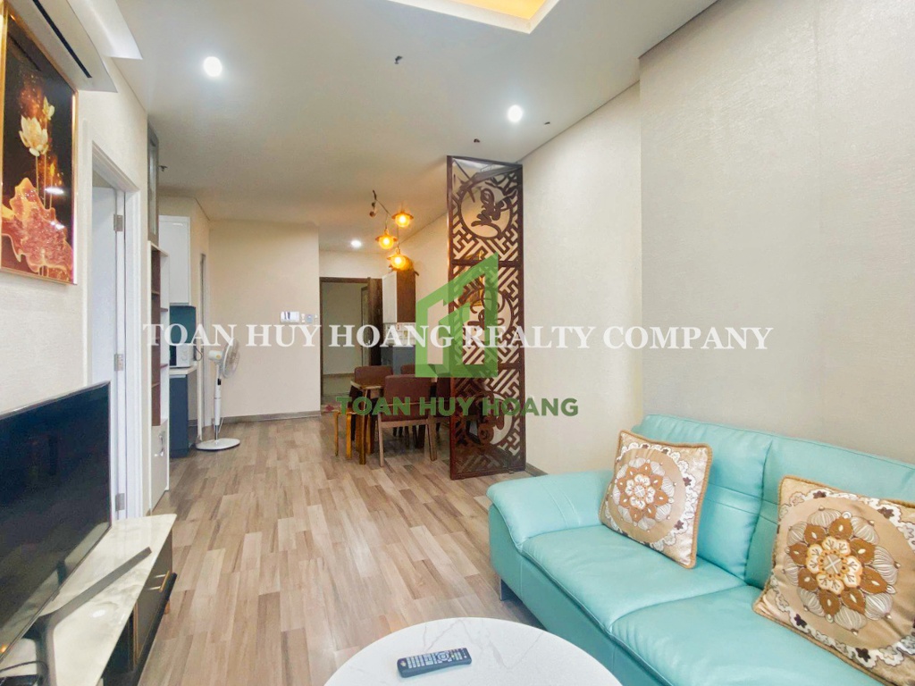 Modern 2-Bedroom Apartment in Monarchy B \u2013 C555