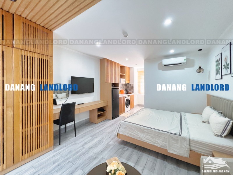 Bright 1BR apartment in the city center – A343
