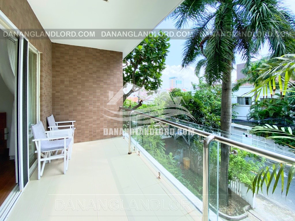 2-Bedroom 120m2 Apartment in Che Lan Vien Area – C383