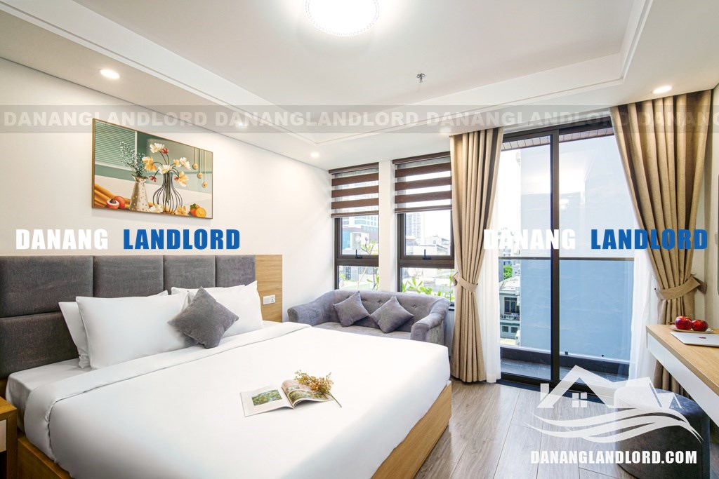 Studio apartment with pool near Dragon Bridge – C287