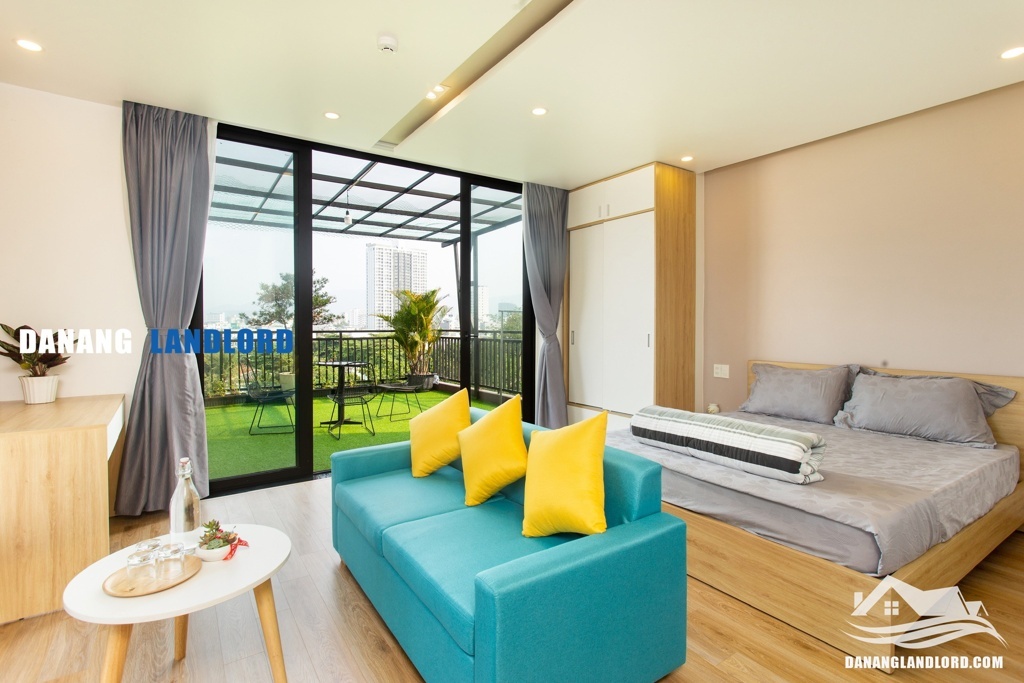 Monarchy 2BR apartment, high floor with nice view – C234