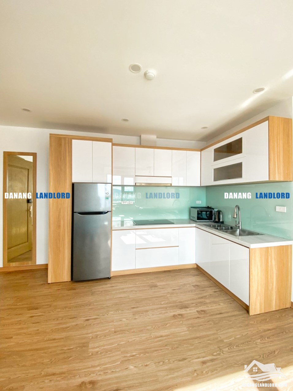 Muong Thanh 1-bedroom corner apartment – C150