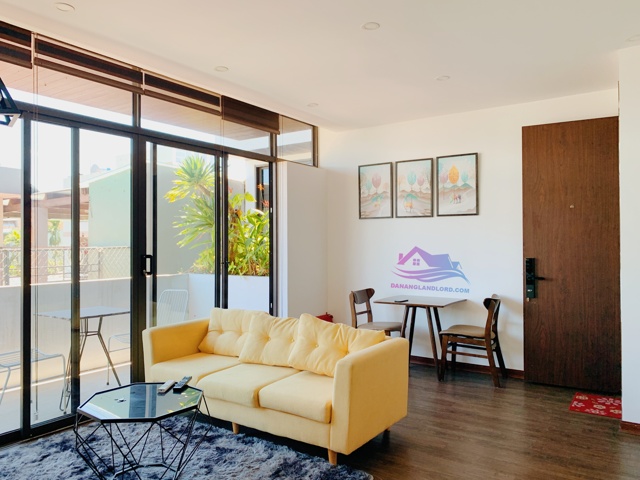 1BR apartment with pool, balcony, near Dragon Bridge – A817