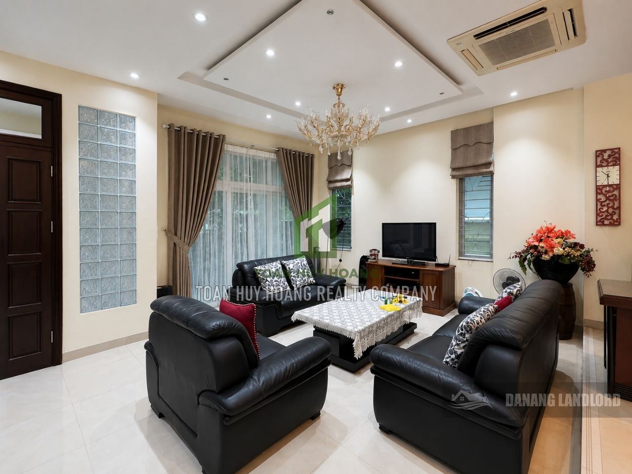 Luxury 3BR Villa in Phuc Loc Vien Garden | D141