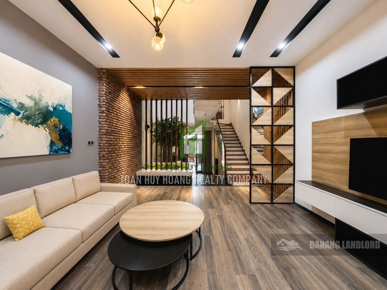 Luxury 3BR House for Long-Term Rental in Hai Chau | D637