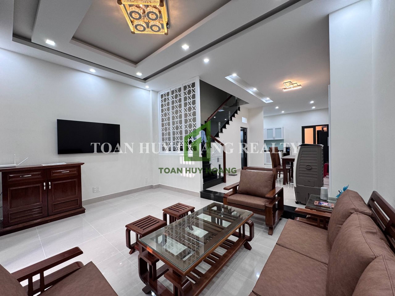 Luxury 2BR House Near Pham Van Dong Da Nang | D633
