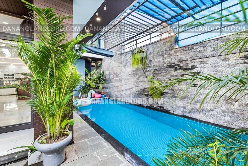Spacious 7-Bedroom Villa in Son Tra – B929