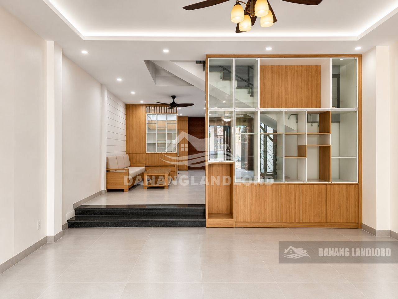 Modern 3BR House Near Lotte Mart Pavillon Area | D597