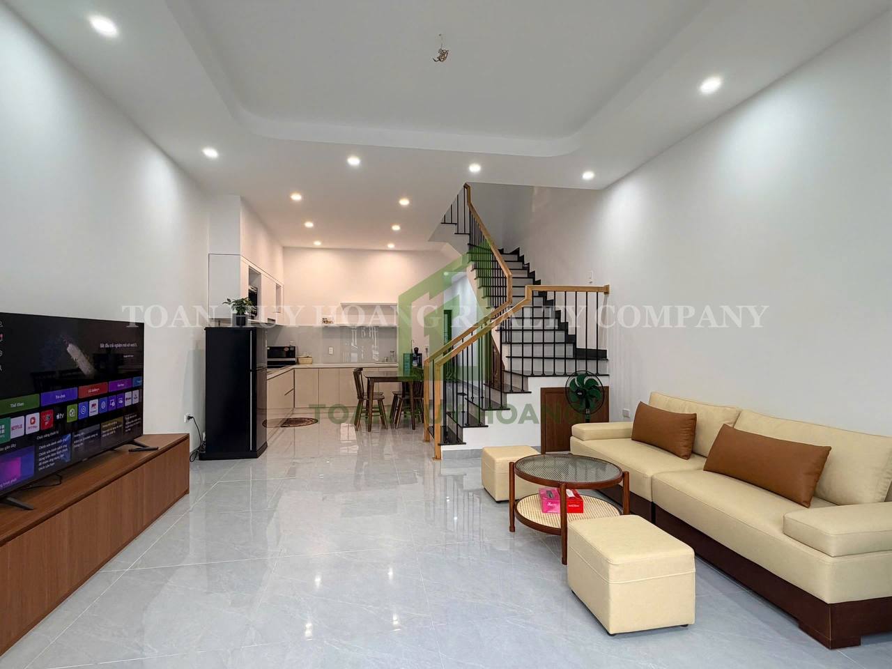 Modern 3BR House Near Le Duc Tho Son Tra Da Nang | D542