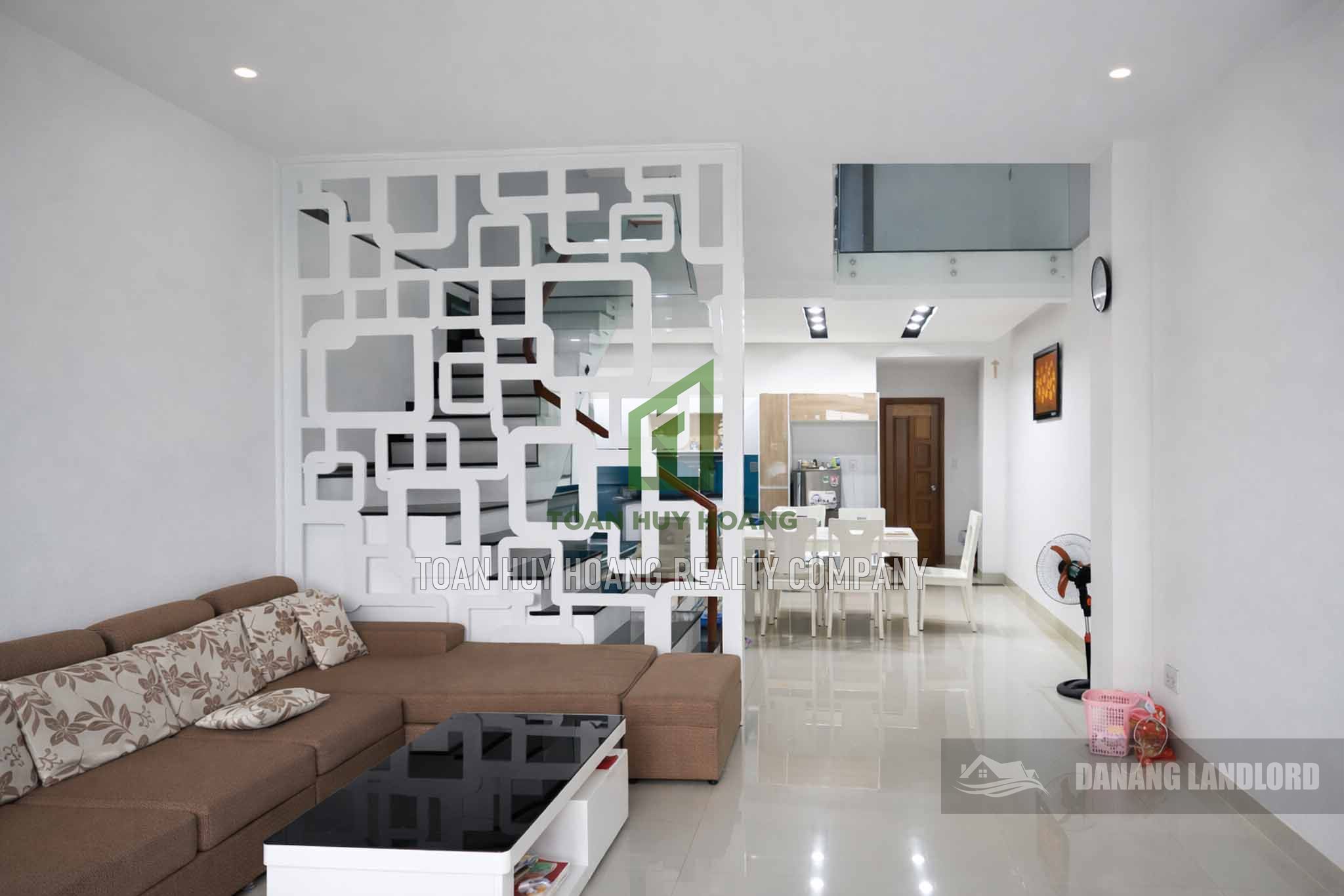 Hoa Xuan 3BR Furnished House With Parking | D524
