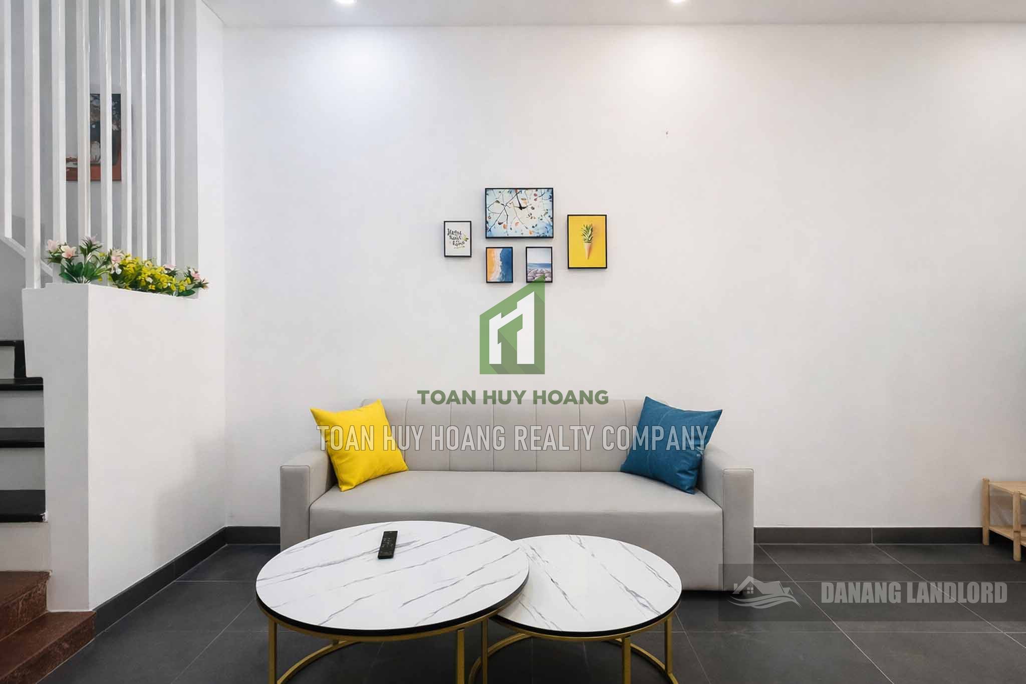 3-Storey House Near Dragon Bridge \u2013 2 Bedrooms + Office | D503
