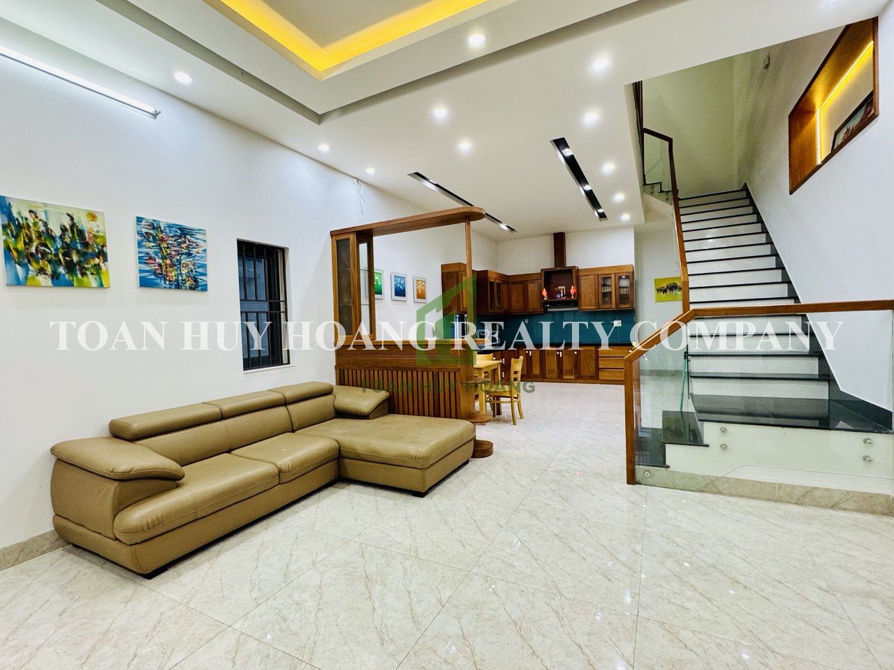 3-Storey 5 Bedroom En-suite House in An Hai \u2013 Fully Furnished
