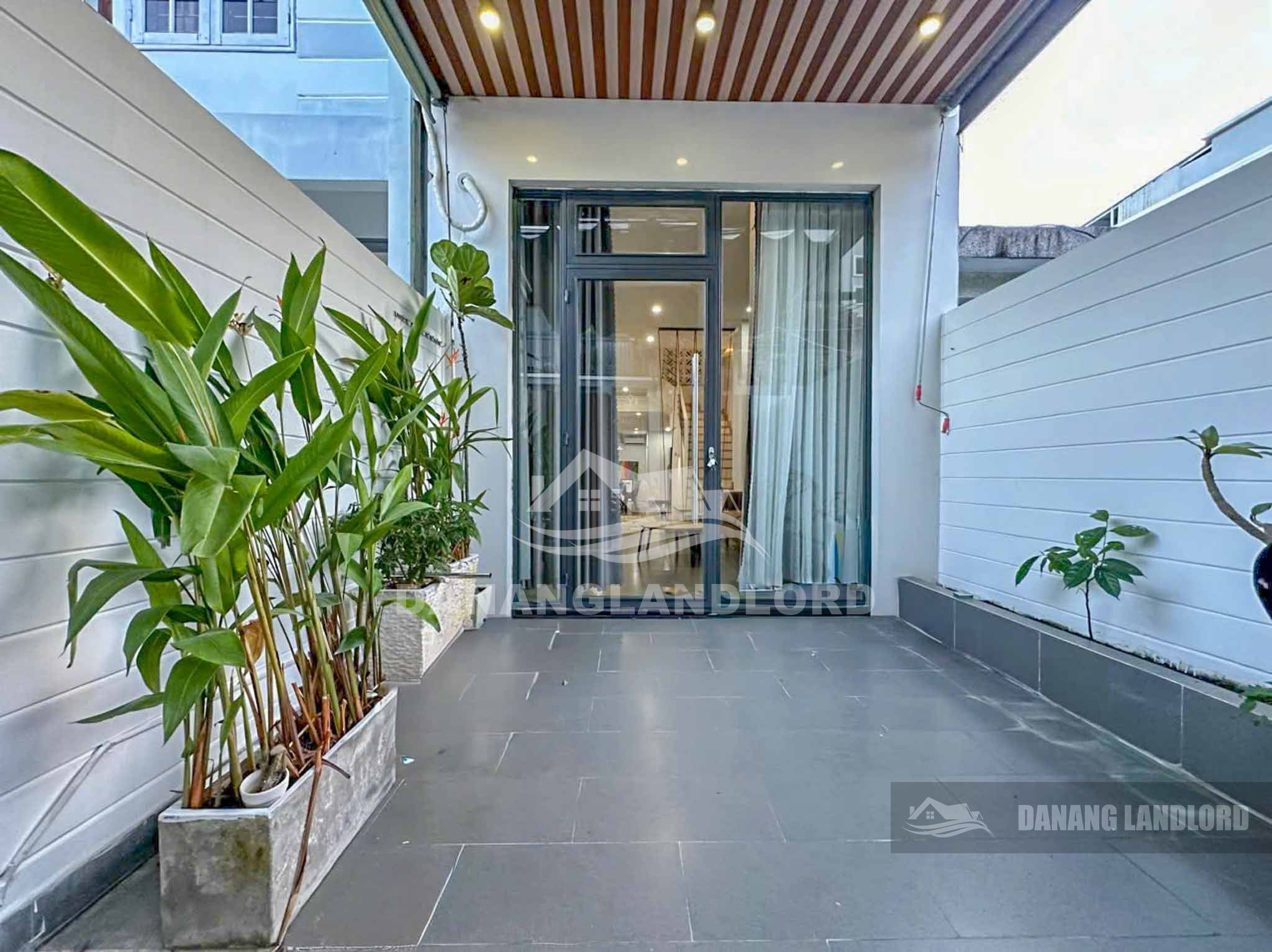 4-storey house with 6 rooms on Tran Van Du street – B481