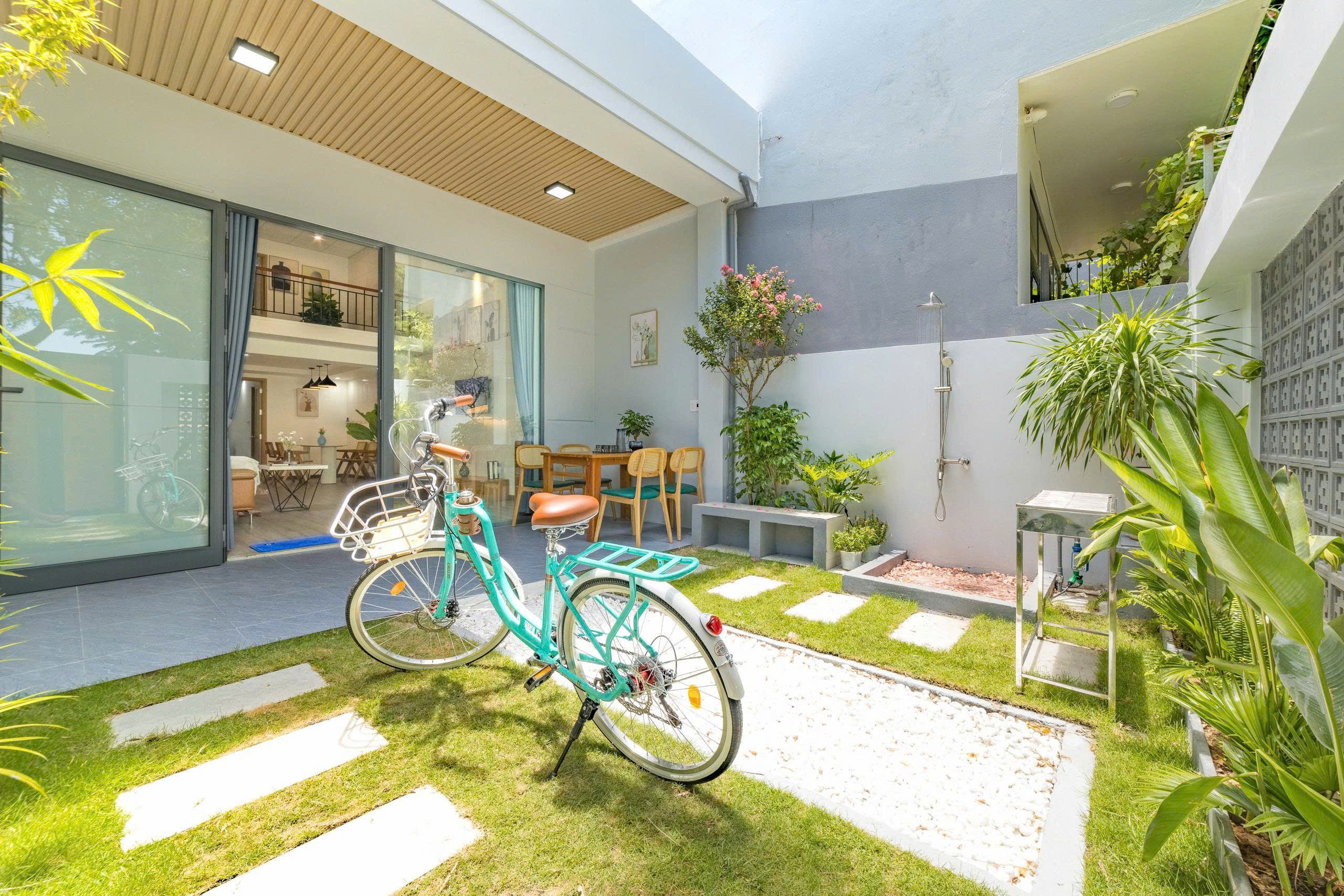 2 Bedroom House with Garden Near Non Nuoc Beach \u2013 D438