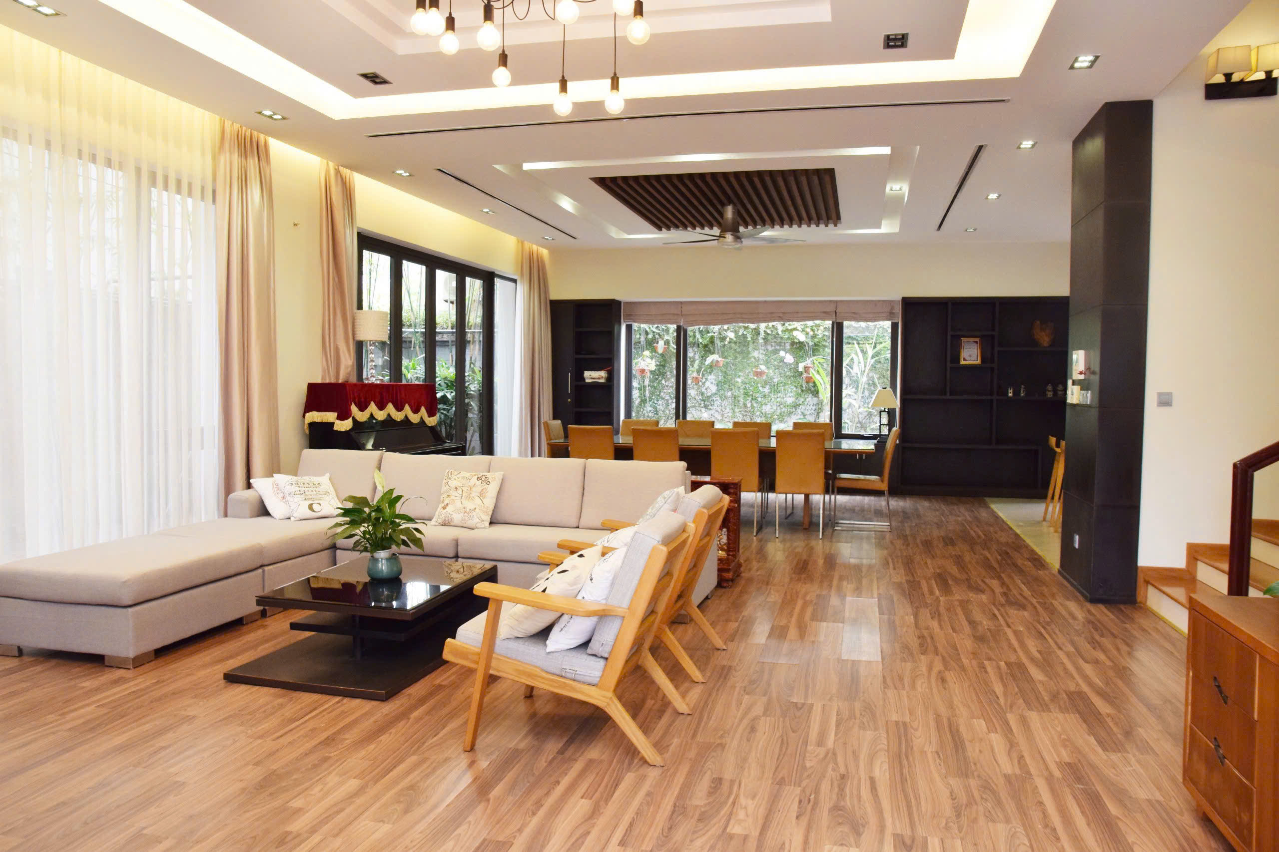 4 Bedroom Villa with Garden in Nam Viet A Area \u2013 D430