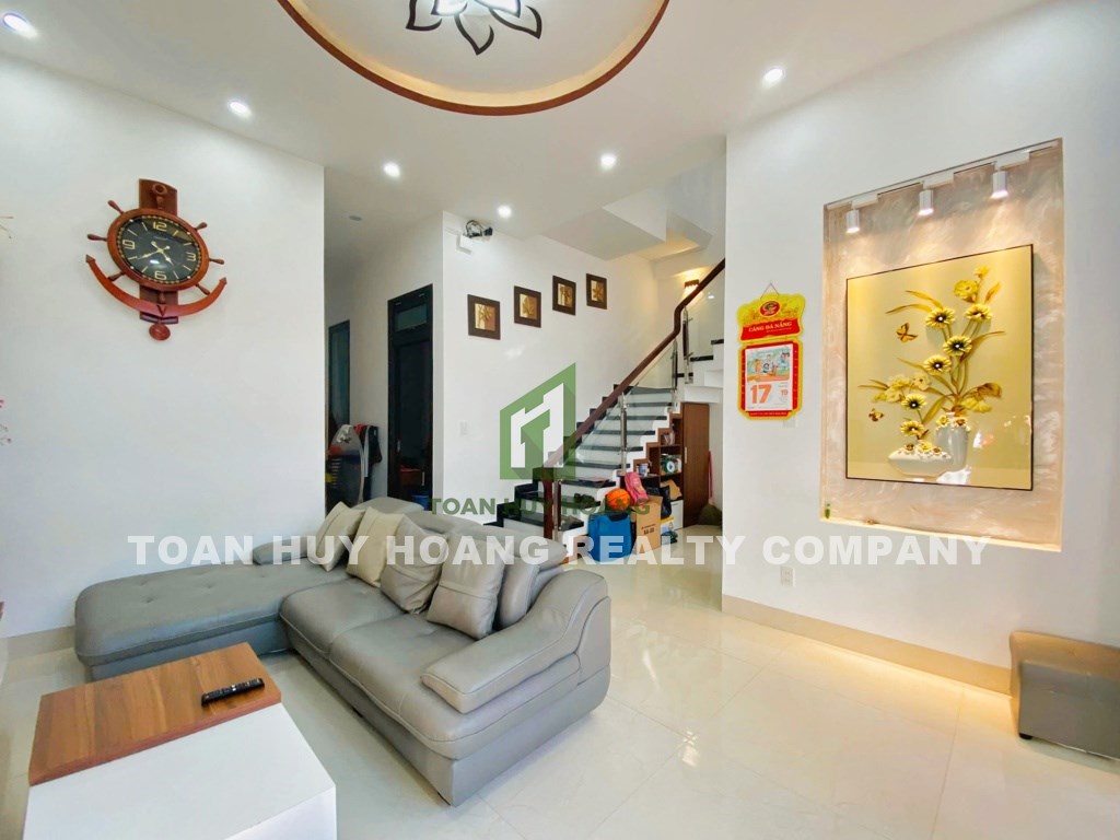 5 Bedroom Mini Villa with Pool Near Tan Tra Beach \u2013 D302