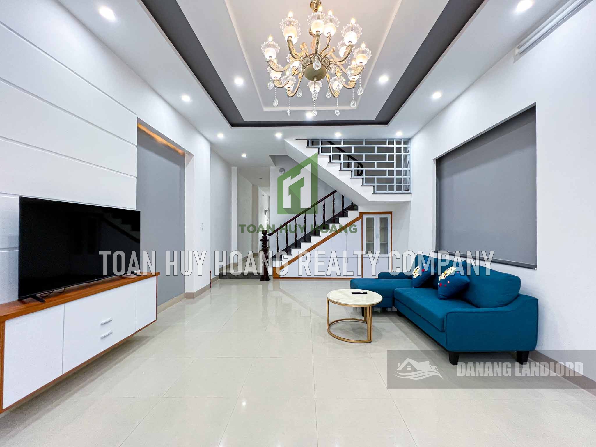 2 storey house for rent with 4 bedrooms near My Khe beach – B476