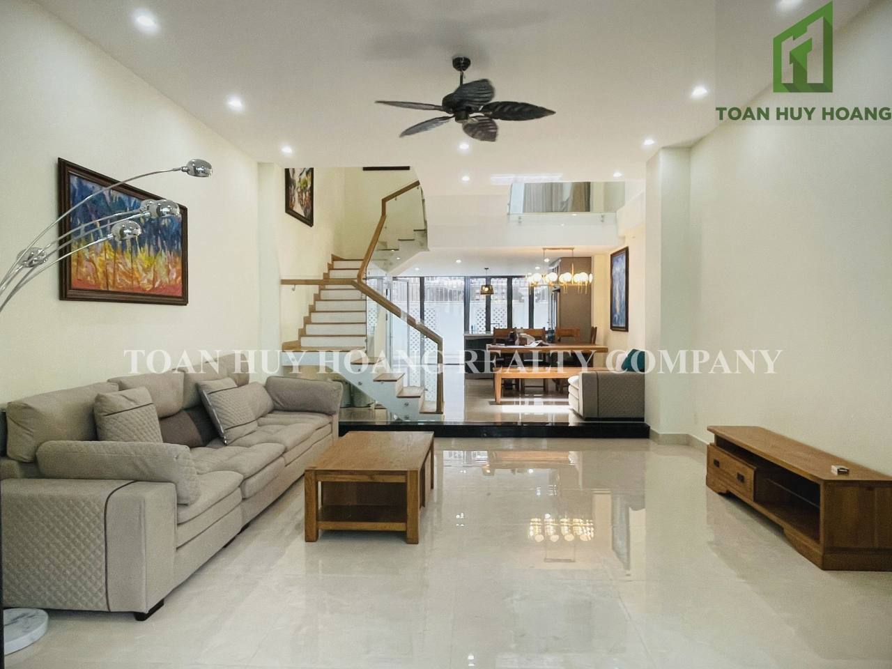 Beautiful 4 bedroom house in Euro Village – V0084