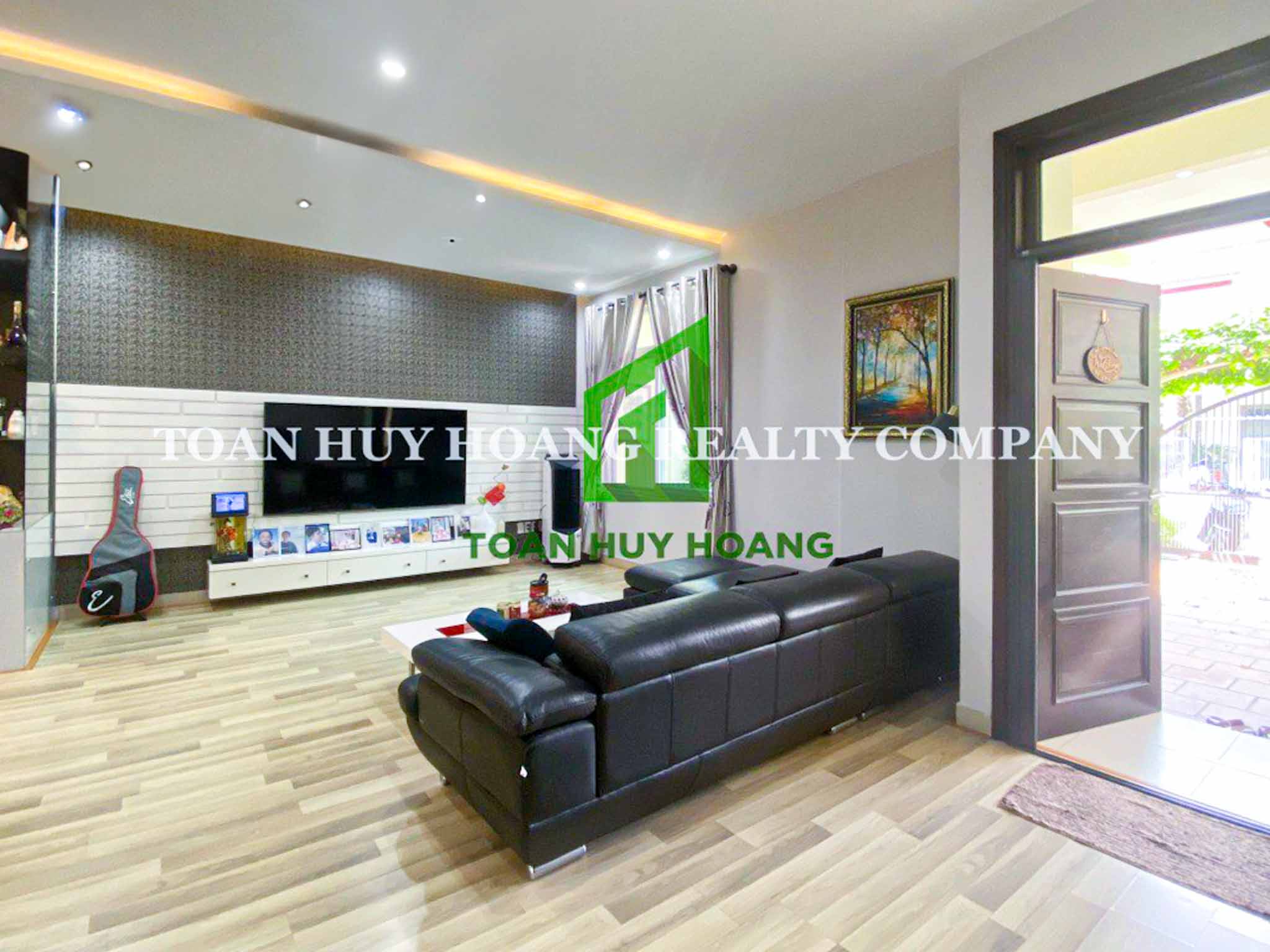 Garden 3 bedroom villa in Phuc Loc Vien area – D289