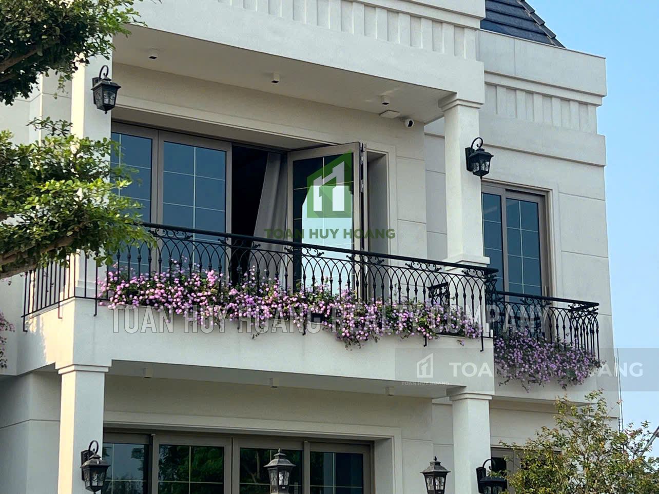 4 bedroom garden villa in FPT area – D312