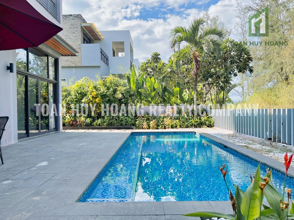 3 bedrooms Villa for Rent at Montgomerie Links Da Nang – V0589