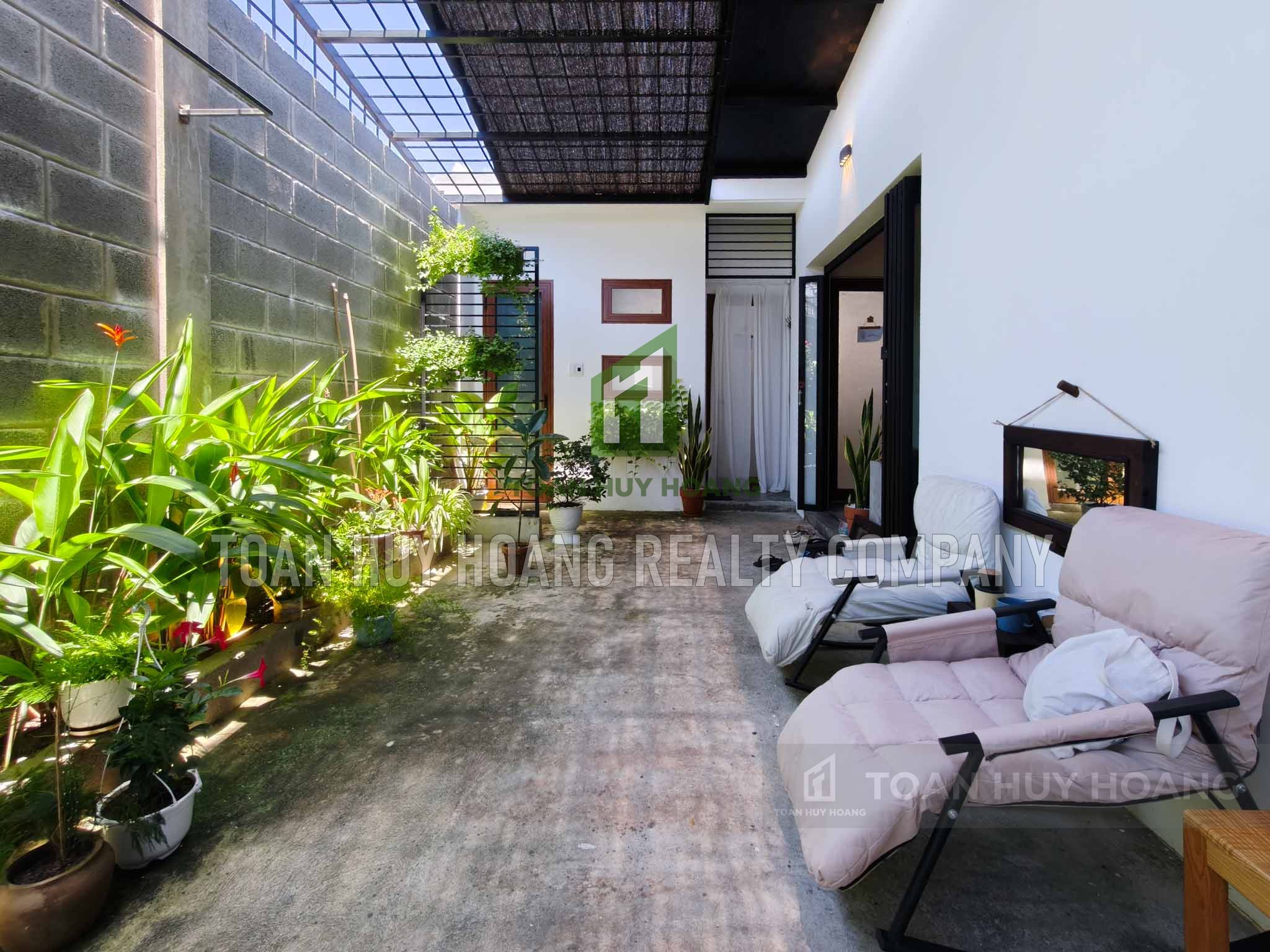 2 bedroom house near Tan Tra beach – D273