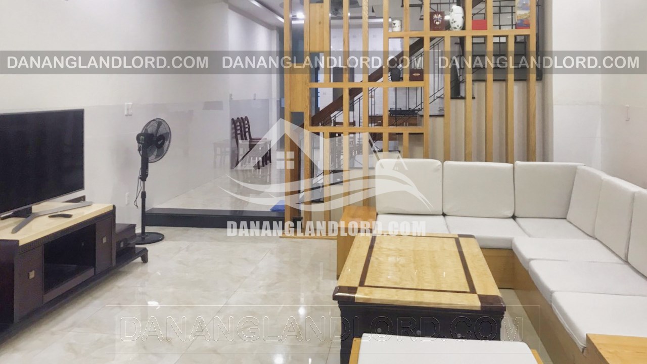 5 bedrooms house for rent in Nam Viet A area – D013